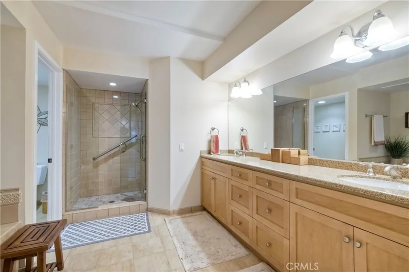 543 Laguna Drive photo 13