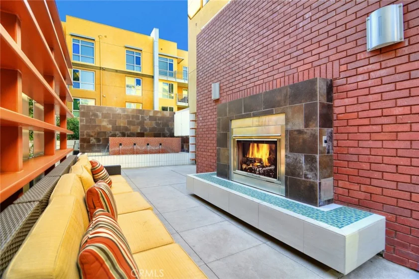 21301 Erwin Street #545 photo 27