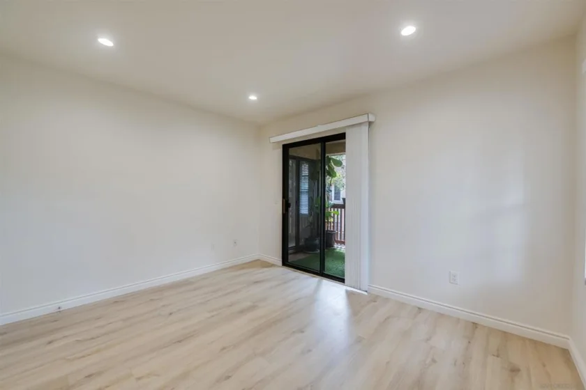 12051 Alta Carmel Court #208 photo 7