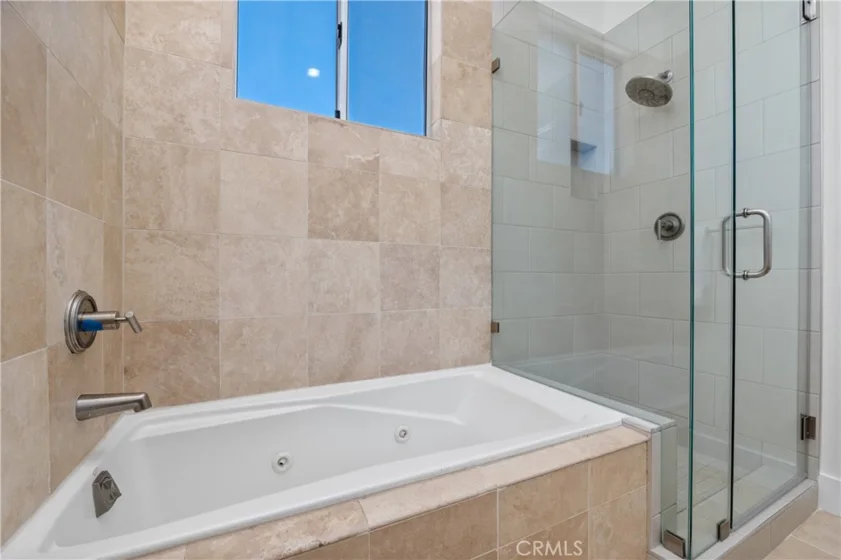 13440 Moorpark Street #101 photo 28