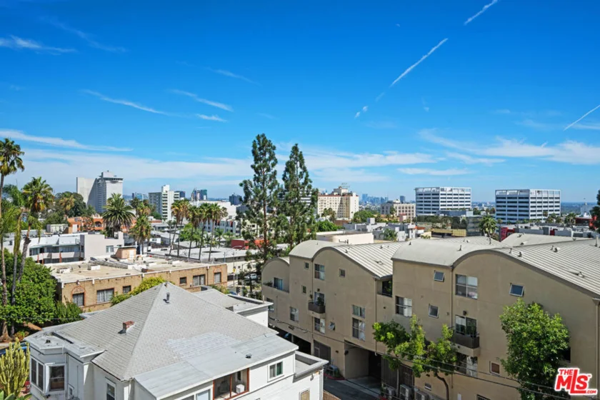 7218 Hillside Avenue #202 photo 24
