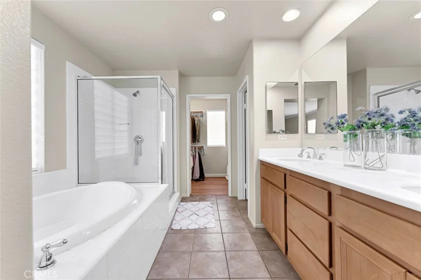 4244 Windspring photo 27