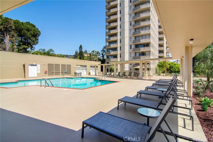 4411 Los Feliz Boulevard #1007 photo 27