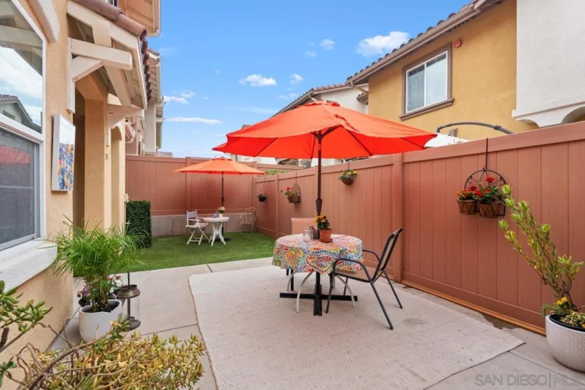 1305 Isabella Way photo 5