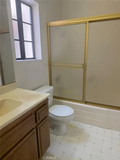 441 E San Jose #309 photo 16