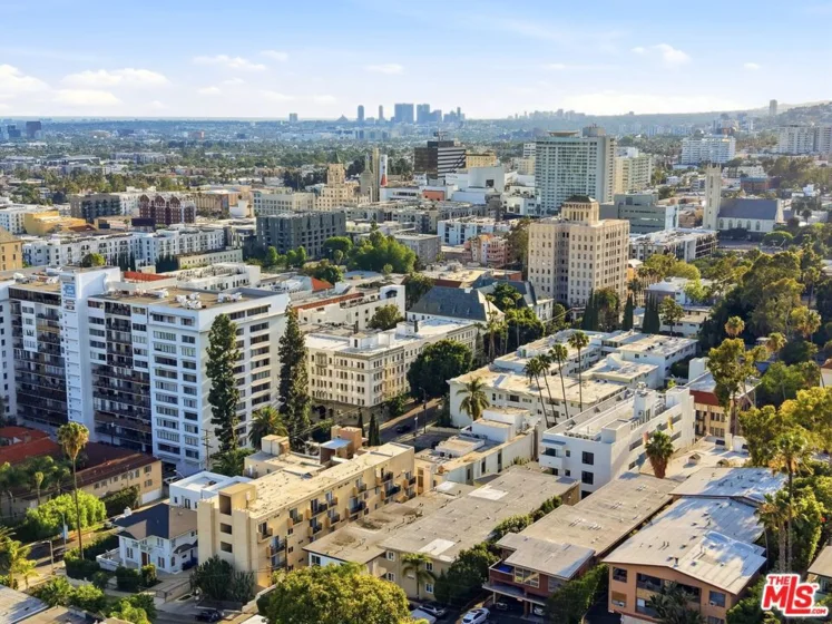 2111 N Cahuenga Boulevard #11 photo 45