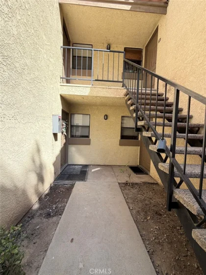 1144 W Blaine photo 1