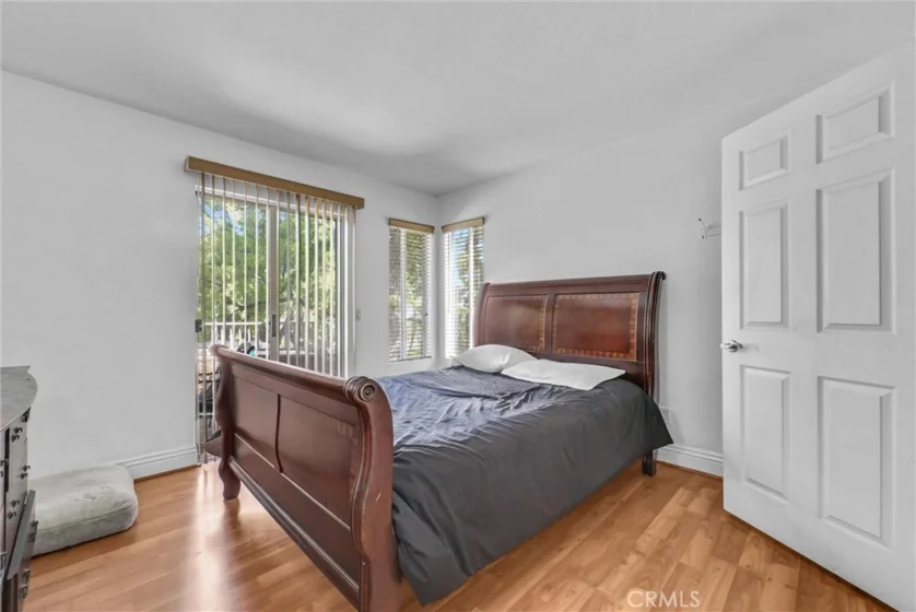 2425 Del Mar photo 14