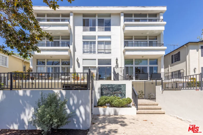 511 San Vicente Boulevard #306 photo 2
