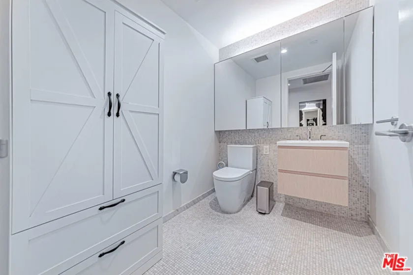 877 Francisco Street #806 photo 7
