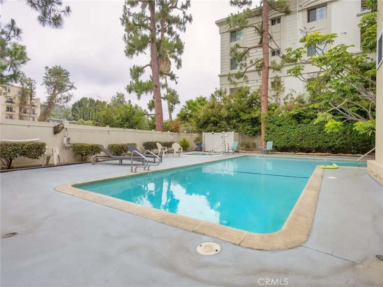 11138 Aqua Vista Street #18 photo 28