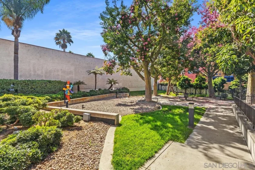 3940 7th Avenue #CS2 (117) photo 28
