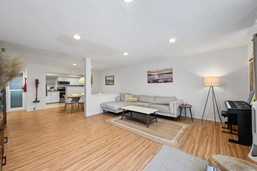 2610 Torrey Pines Road #C22 photo 13