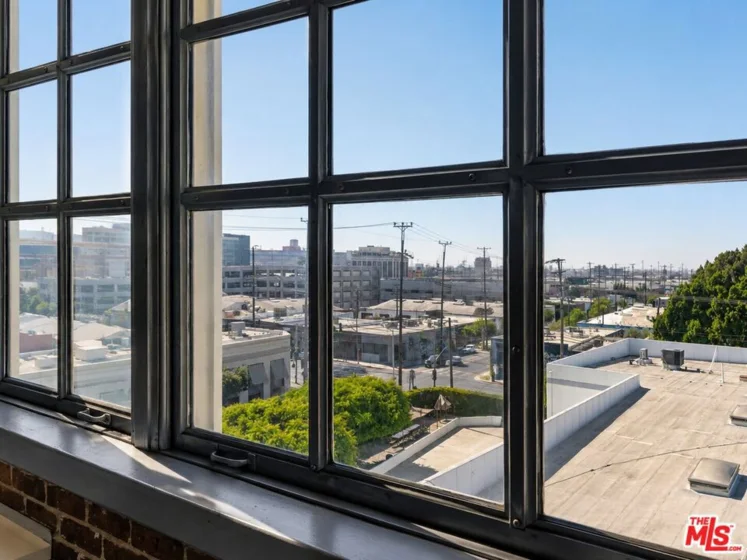 1850 Industrial Street #411 photo 16