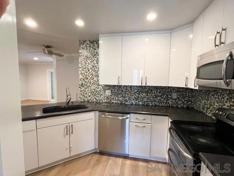 7565 Charmant Drive #411 photo 1