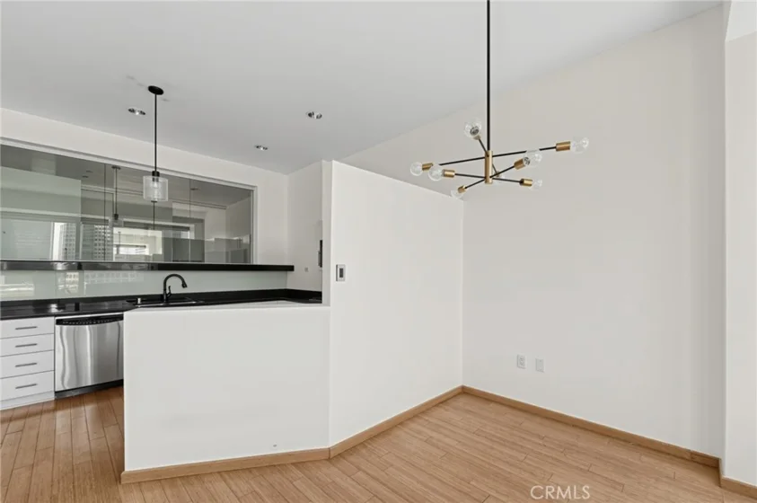 1100 Wilshire Boulevard #2207 photo 23