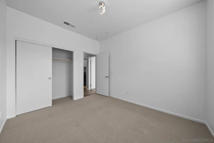 5223 Surfwalk Way #111 photo 9