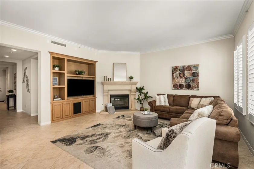 4001 Balmoral photo 19