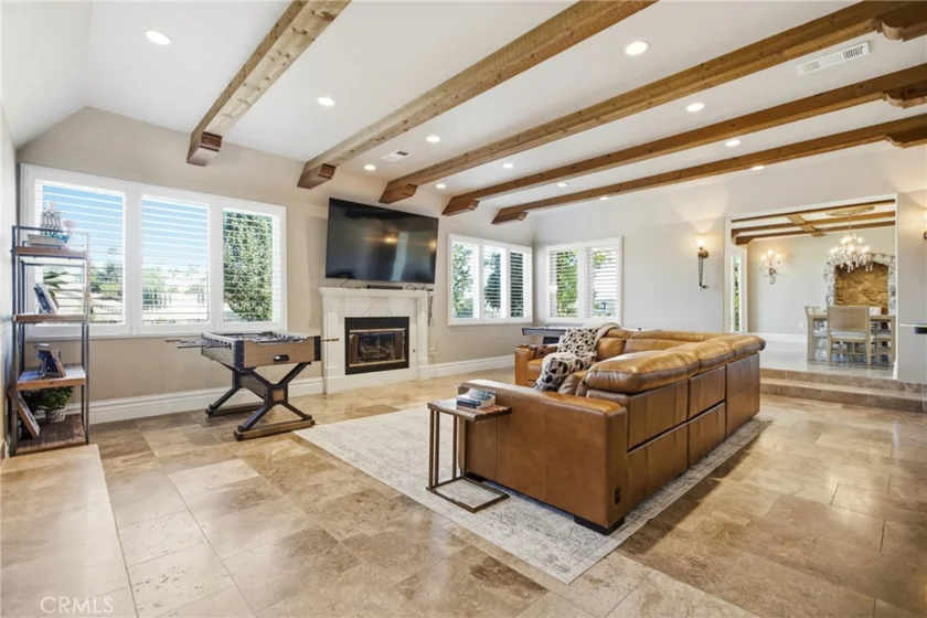 20855 Avenida Castilla photo 18