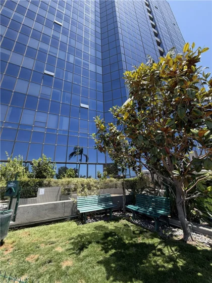 1100 Wilshire #2901 photo 32