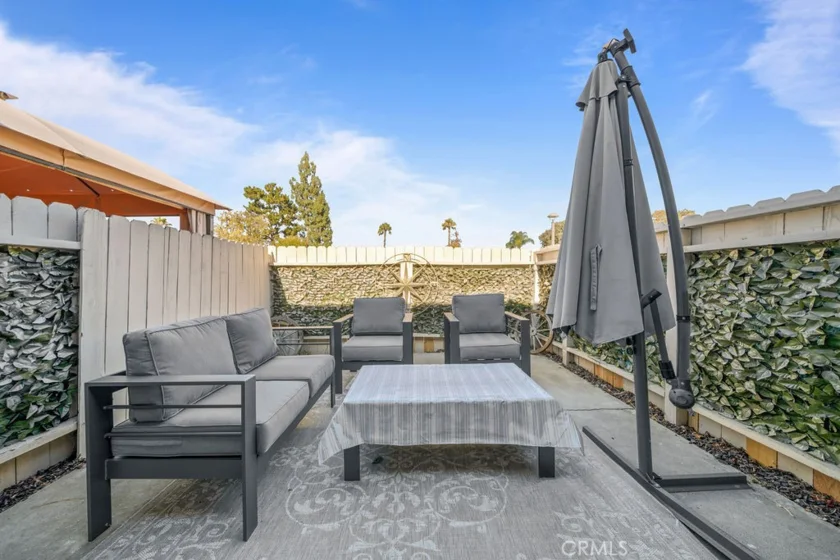 24941 El Roble photo 31