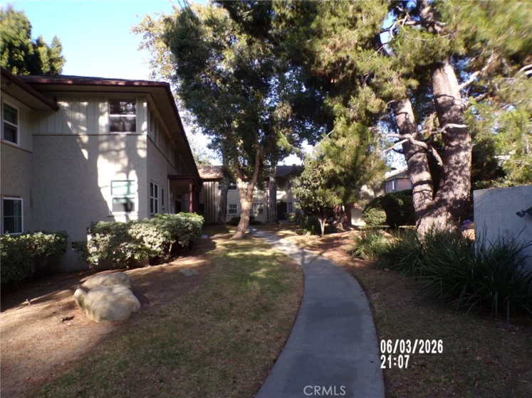 5832 Bowcroft #4 photo 2