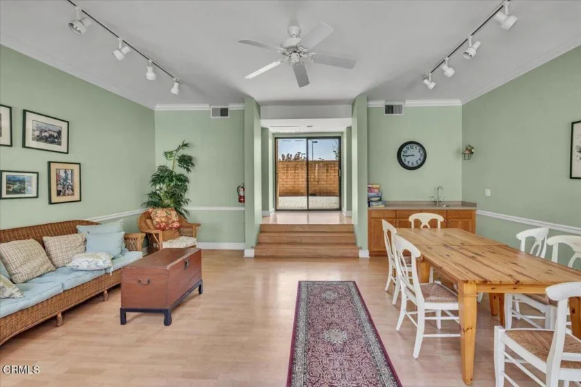 640 Wilcox Avenue photo 41