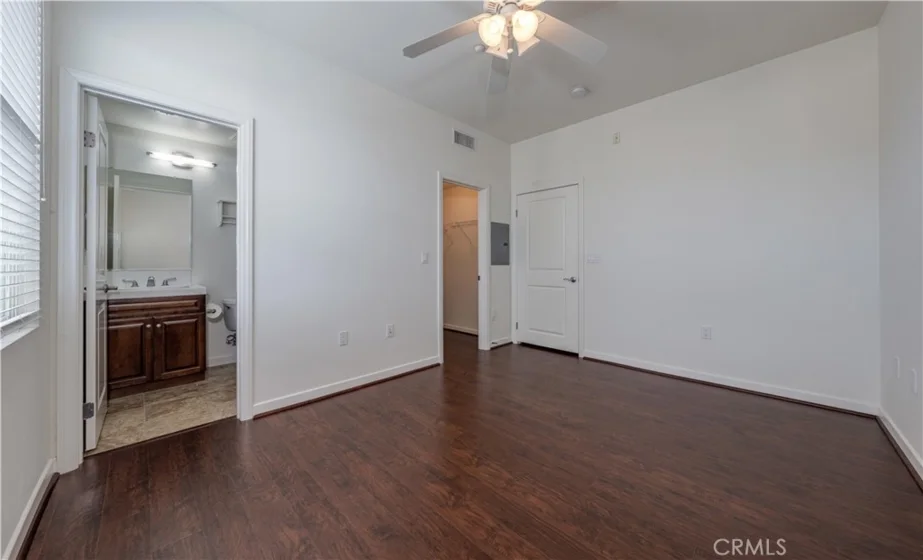 12842 Palm #101 photo 30