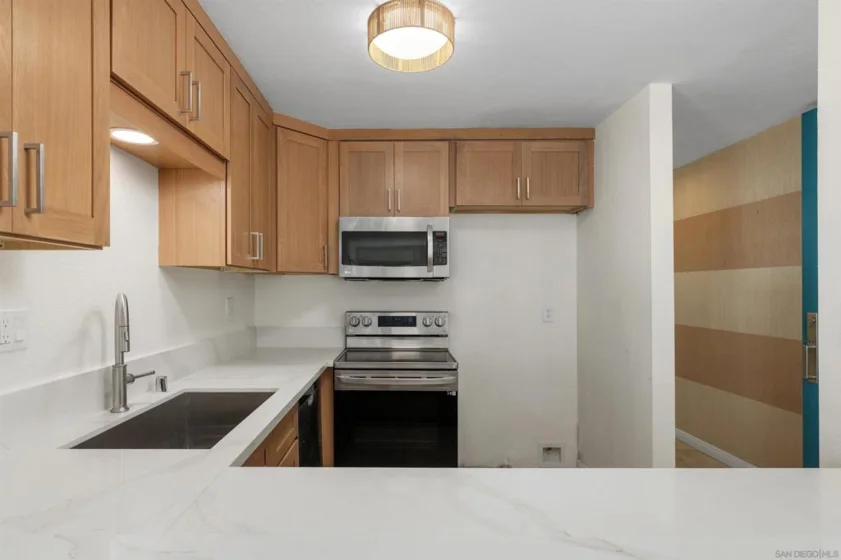 3833 Lamont Street #2A photo 4
