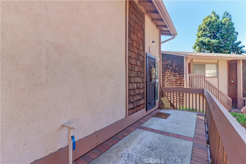 1048 Cabrillo Park Drive #A photo 27