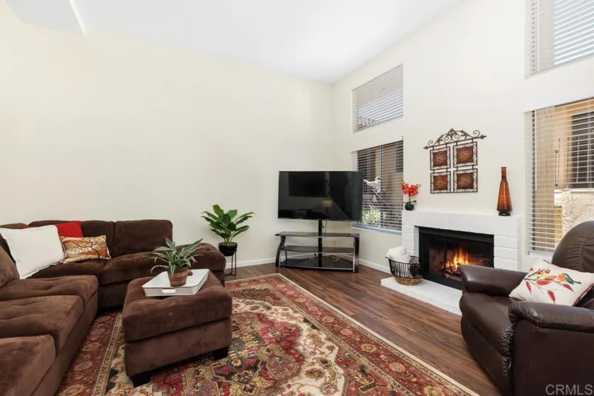 1052 Grape Street photo 1