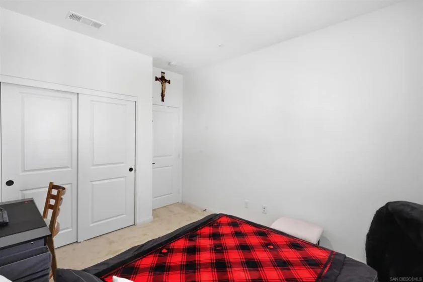 2044 Bluestone Circle photo 17