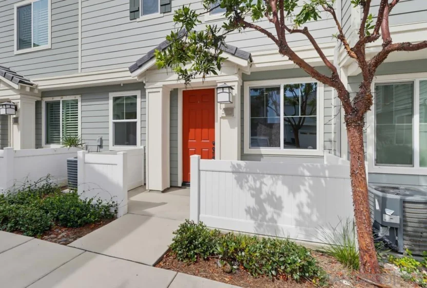 505 Turnstone photo 3