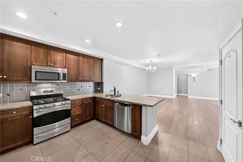 629 Traction Avenue #307 photo 45