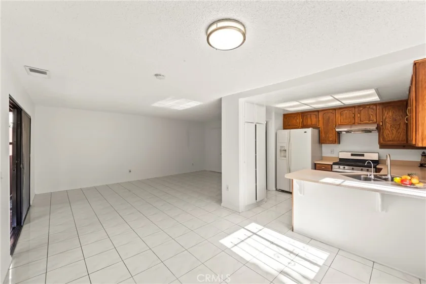 9051 Biola Lane photo 7