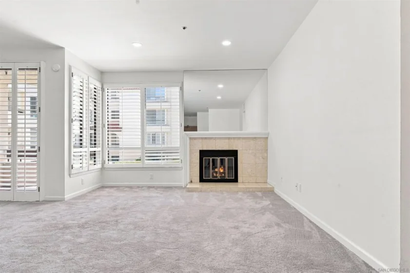 5845 Friars Road #1216 photo 2