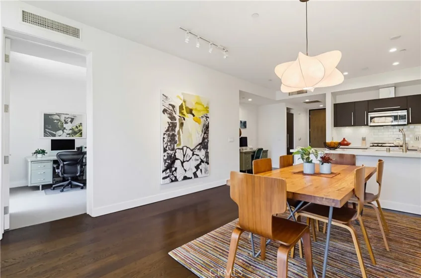 855 N Croft Avenue #302 photo 14