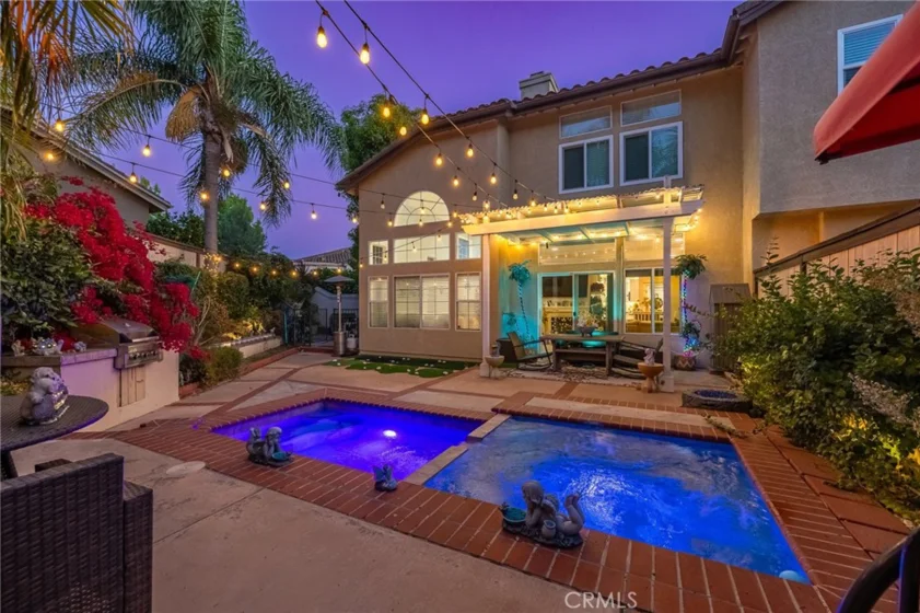 27835 Tamara Drive photo 2