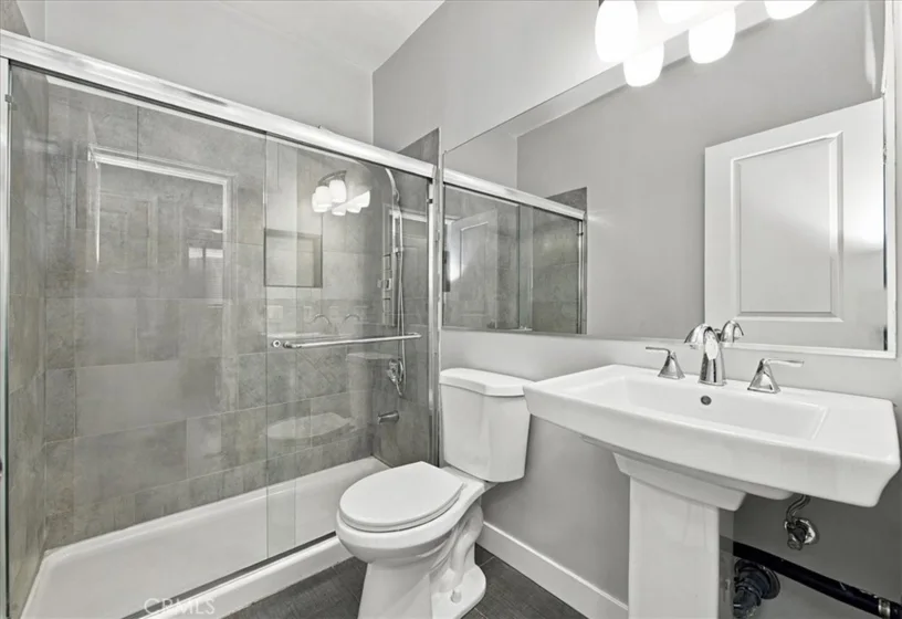 555 Maine Avenue #330 photo 16