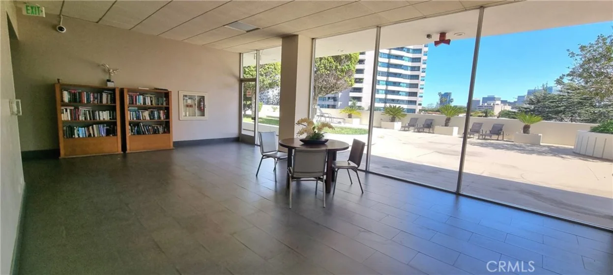 10501 Wilshire Boulevard #903 photo 3