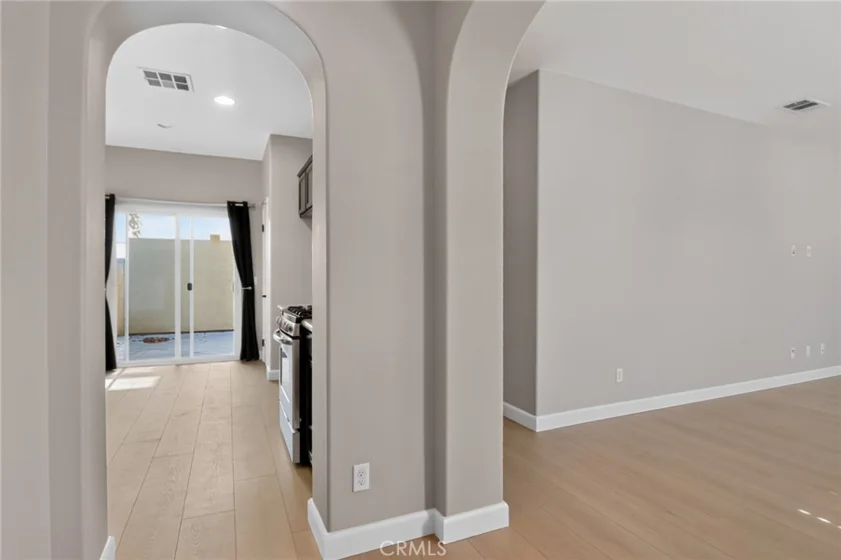 37406 Paseo Violeta photo 16