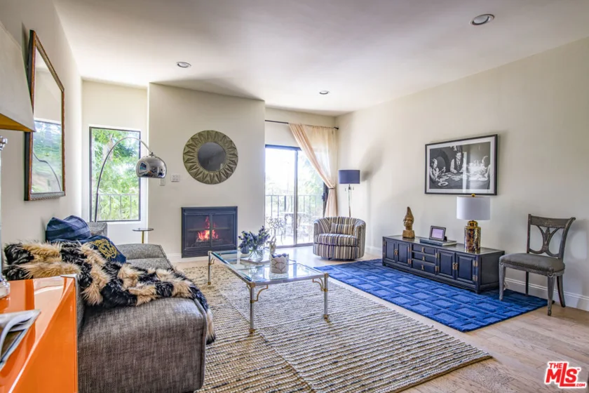 4555 Franklin Avenue #9 photo 1