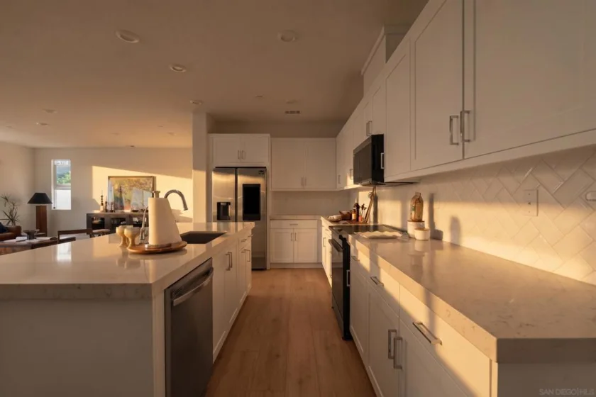 845 Hana Avenue #2 photo 5