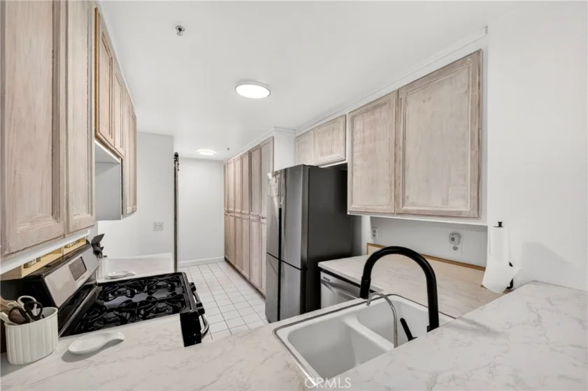 1775 Ohio Avenue #106 photo 34