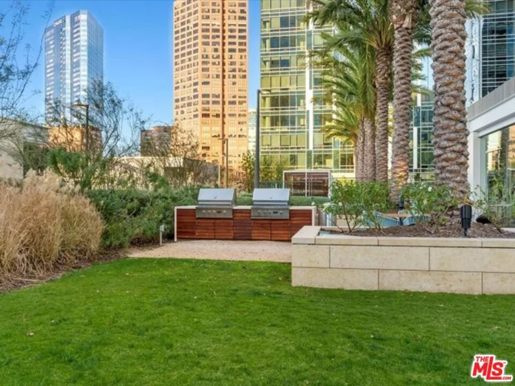877 Francisco Street #2811 photo 48