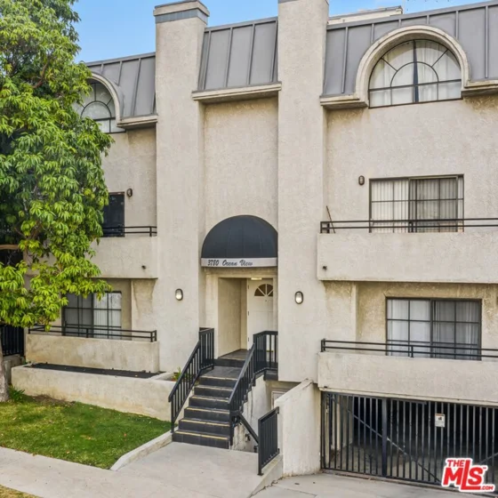 3780 Ocean View Avenue #3 photo 1