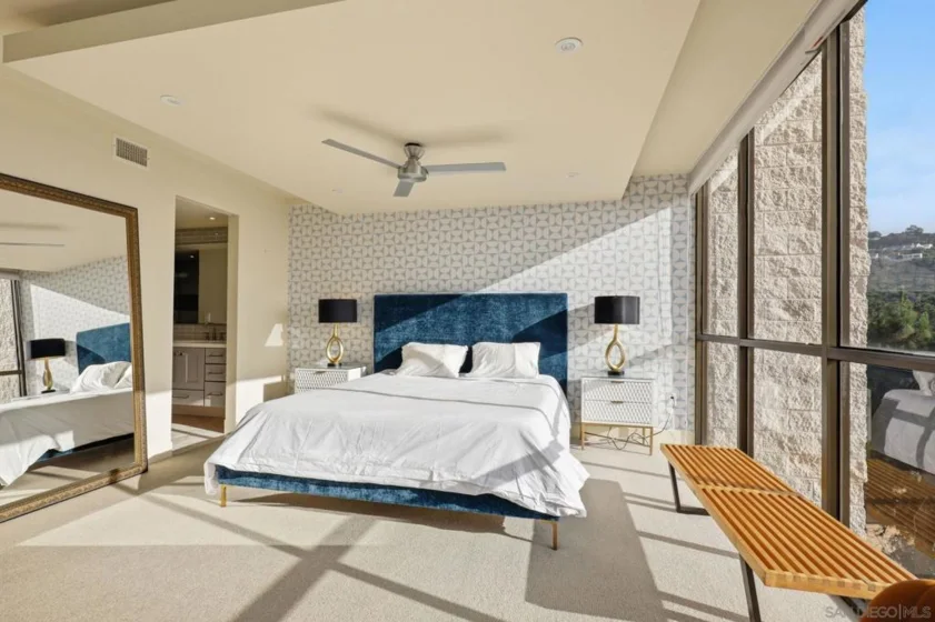 2500 Torrey Pines Road #403 photo 10