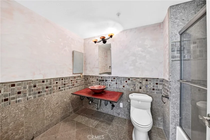 629 Traction Avenue #307 photo 21