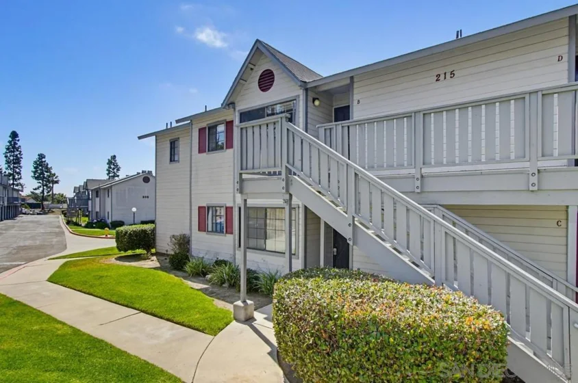215 Camlau #B photo 33