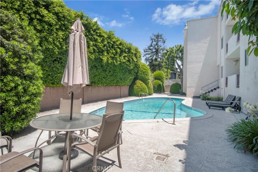 12955 Riverside Drive #102 photo 27